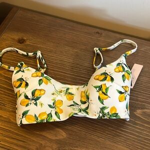 NWT Victoria’s Secret Lemon Print Bikini Top Size XS